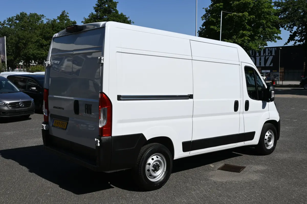 L2H2 2.2 MultiJet 140 pk 3.5t Camera, Cruise control, 270 Graden deuren