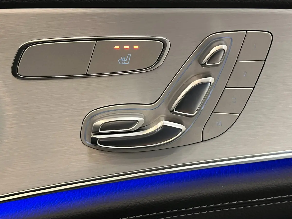 300de / AMG / Pano / Burmester / Memory