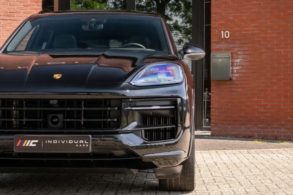 3.0 E-Hybrid Sport-Design Sportuitlaat Display