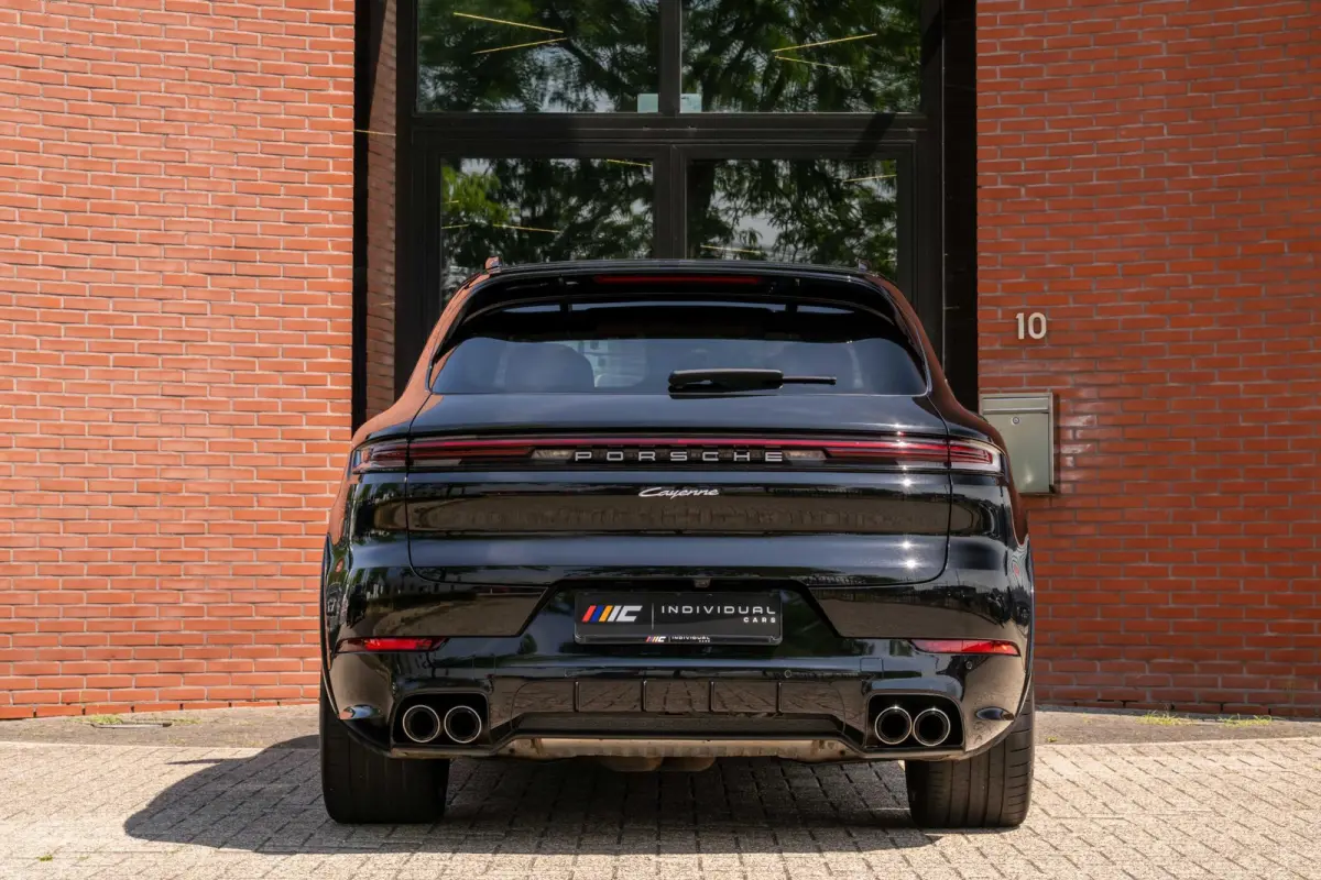 3.0 E-Hybrid Sport-Design Sportuitlaat Display