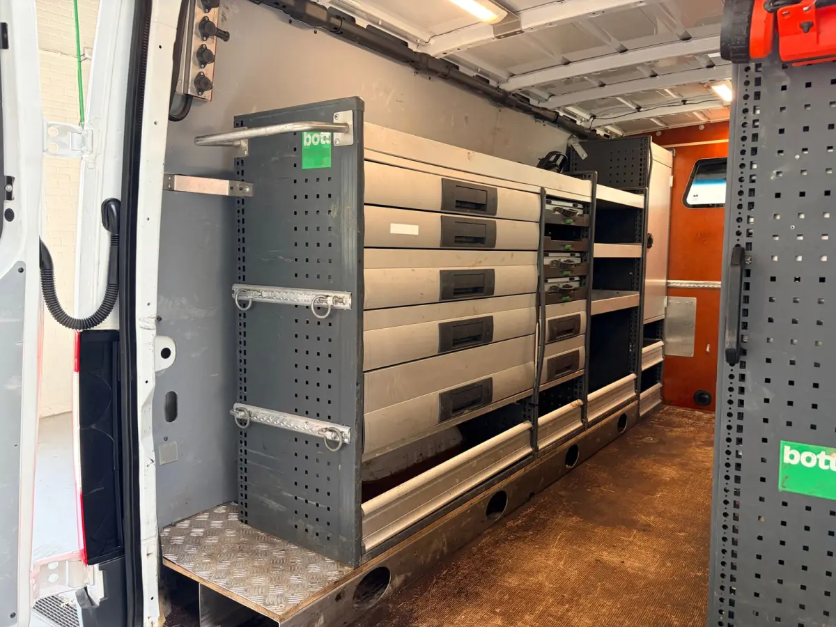 Automaat Servicewagen 314 2.2 CDI 140PK L2H1 euro6 BOTT, Victron V230, Standkachel Trekhaak RIJKLAARPRIJS
