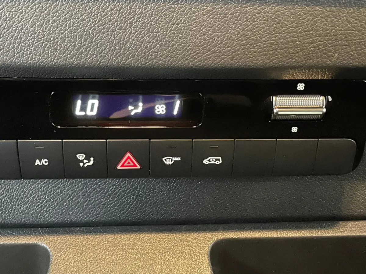 L2H2 Automaat Airco Cruise Navi Camera PDC Imperiaal Trekhaak
