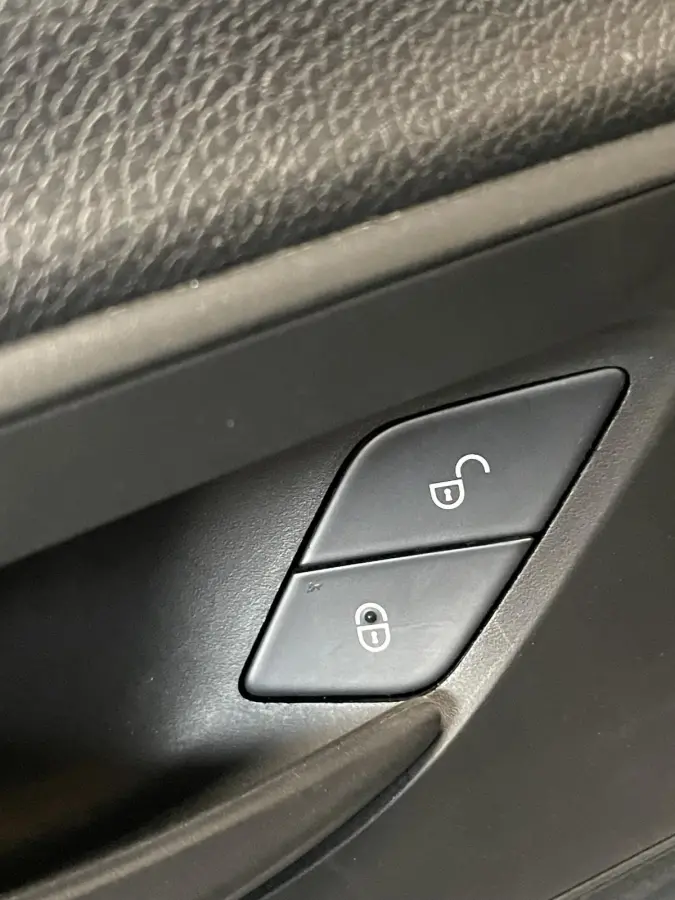L2H2 Automaat Airco Cruise Navi Camera PDC Imperiaal Trekhaak