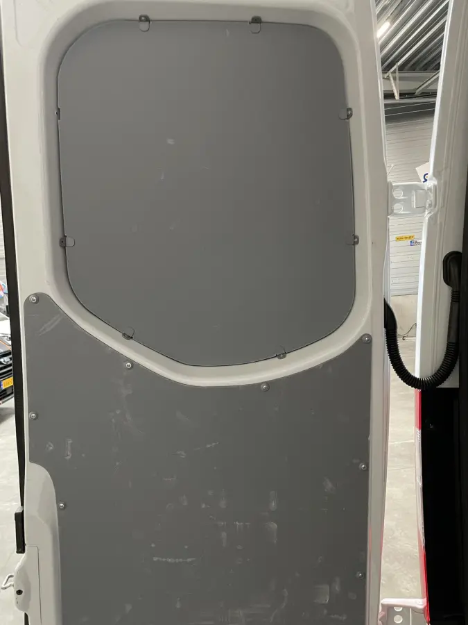 L2H2 Automaat Airco Cruise Navi Camera PDC Imperiaal Trekhaak