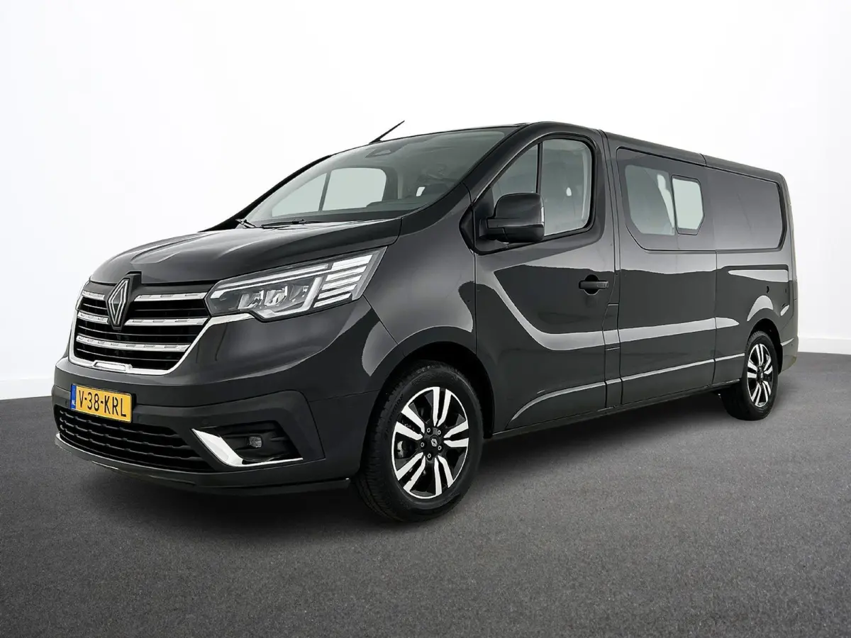 2.0 Blue dC1 150PK L2H1 Dubbele Cabine Automaat Navigatie Airco Lichtmetalen velgen Betimmering Trekhaak Camera Parkeersensoren