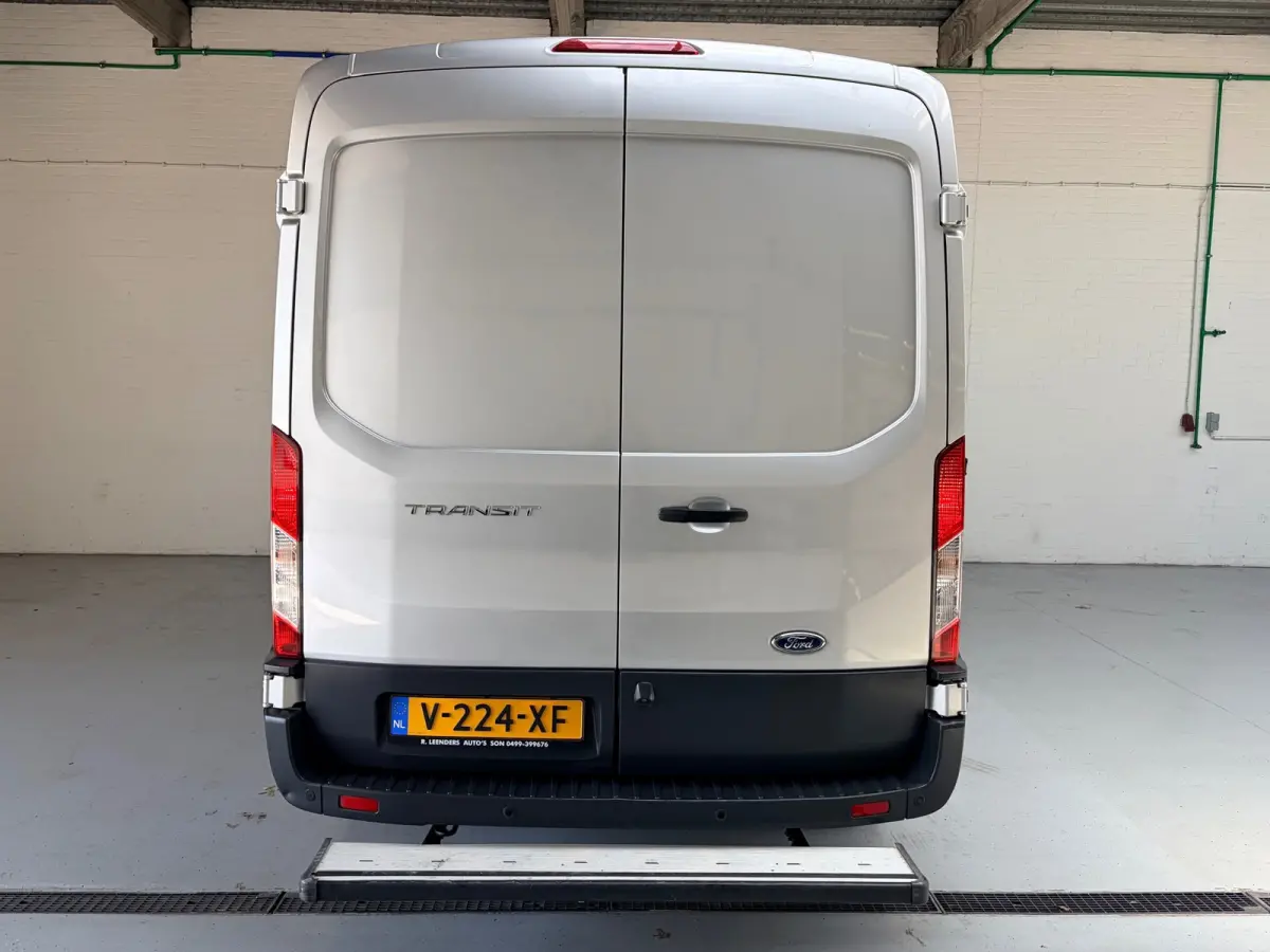 Automaat Servicewagen 350 2.0 TDCI 131PK euro6 L2H2 3Persoons Trend, Sortimo werkplaats inrichting, RIJKLAARPRIJS