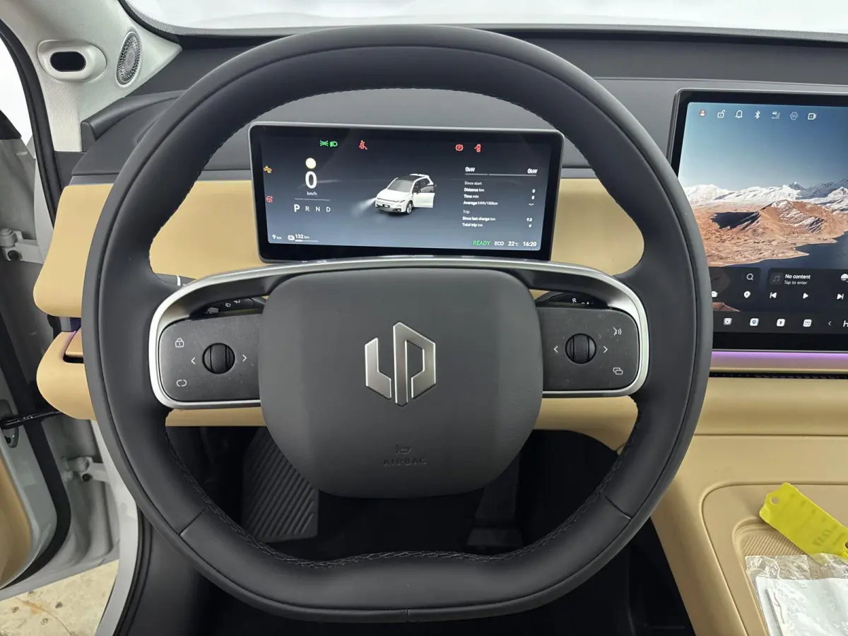 Design ProMax AWD 81.9 kWh | 600 pk | Panoramadak | Navigatie | Stoel Verwarming / Verkoeling | Camera