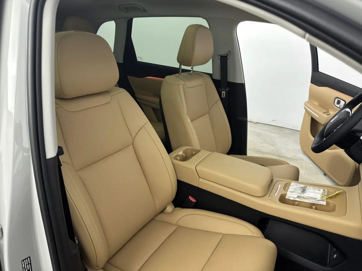 Design ProMax AWD 81.9 kWh | 600 pk | Panoramadak | Navigatie | Stoel Verwarming / Verkoeling | Camera