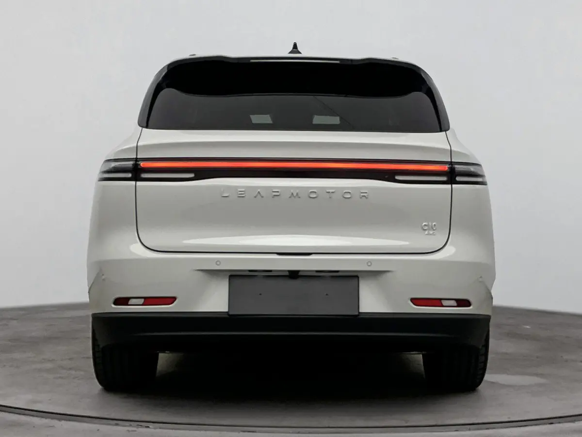 Design ProMax AWD 81.9 kWh | 600 pk | Panoramadak | Navigatie | Stoel Verwarming / Verkoeling | Camera