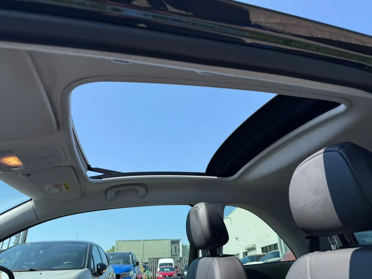 1.0 Turbo Rocks, Cabrio, Airco, Stoel/stuur verwarming, Half leder
