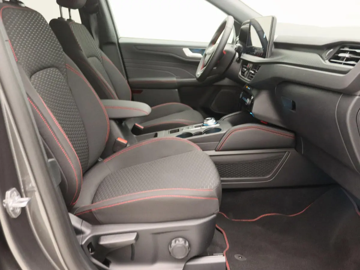2.5 PHEV ST-Line | VOORRAAD | Trekhaak | All wheaterbanden | Winterpack |