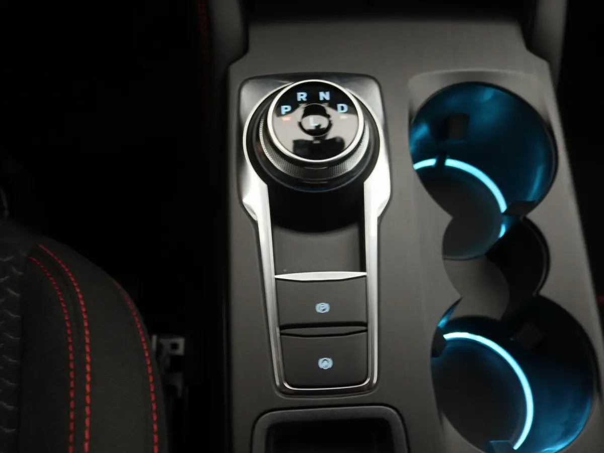 2.5 PHEV ST-Line | VOORRAAD | Trekhaak | All wheaterbanden | Winterpack |