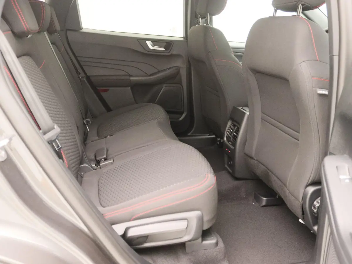 2.5 PHEV ST-Line | VOORRAAD | Trekhaak | All wheaterbanden | Winterpack |