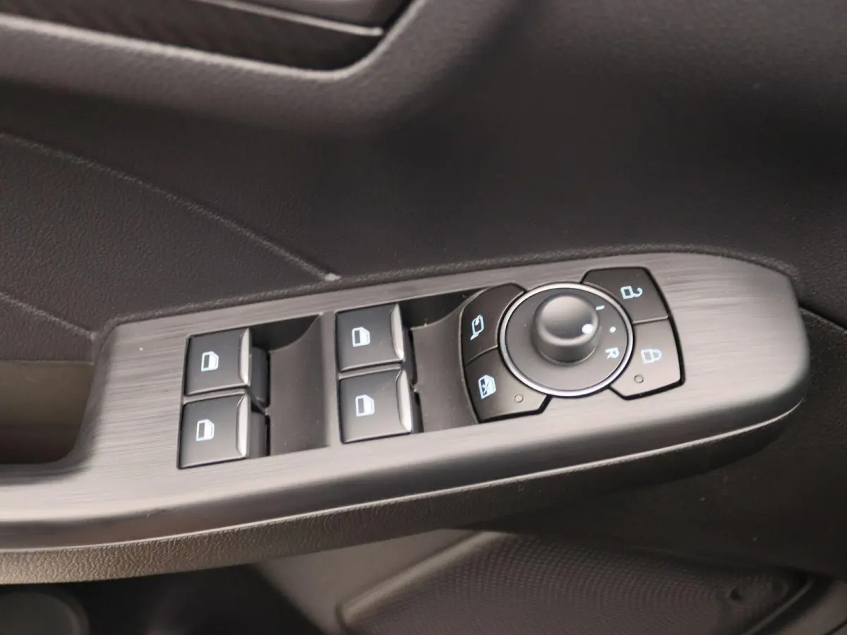 2.5 PHEV ST-Line | VOORRAAD | Trekhaak | All wheaterbanden | Winterpack |