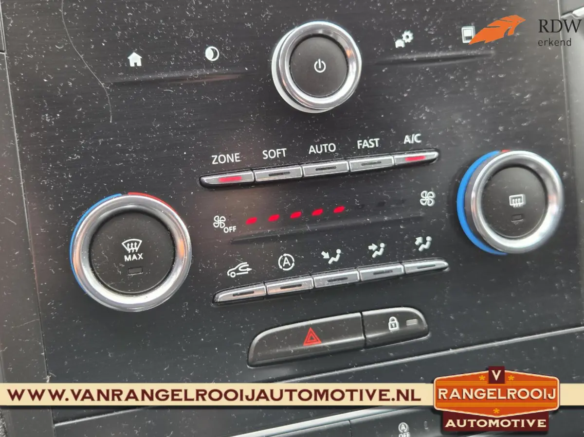 1.3 TCe Zen, trekhaak, clima, cruise, navi, carplay