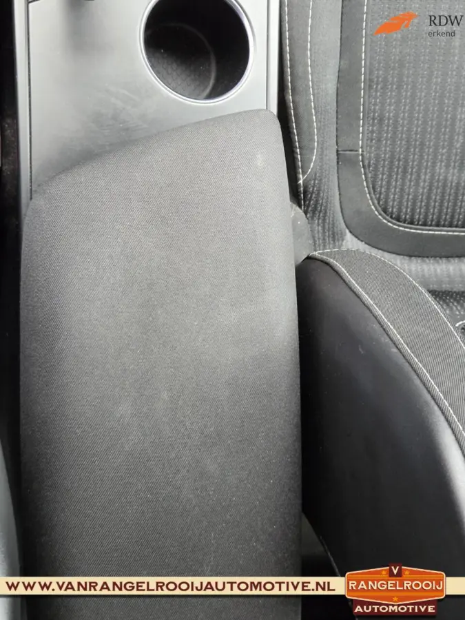 1.3 TCe Zen, trekhaak, clima, cruise, navi, carplay