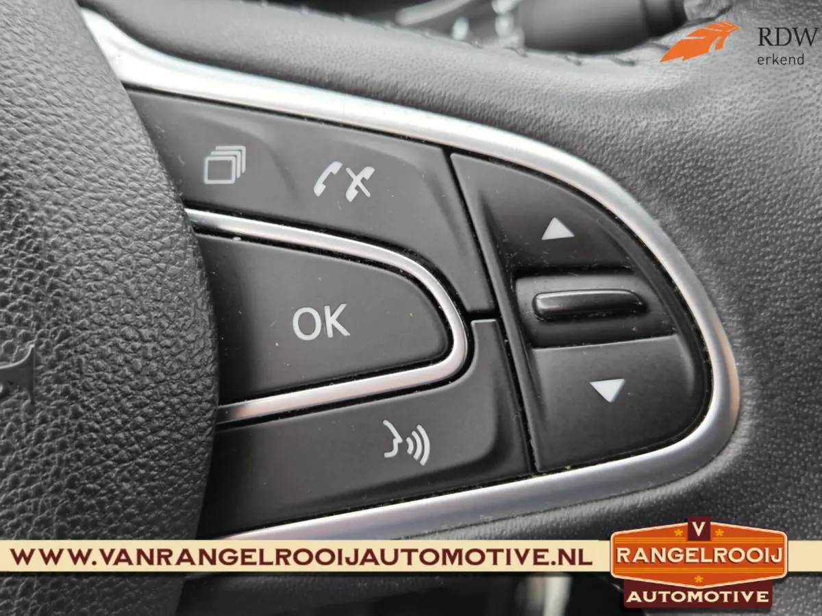 1.3 TCe Zen, trekhaak, clima, cruise, navi, carplay