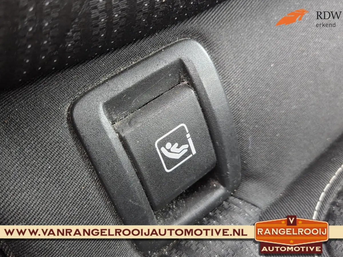 1.3 TCe Zen, trekhaak, clima, cruise, navi, carplay