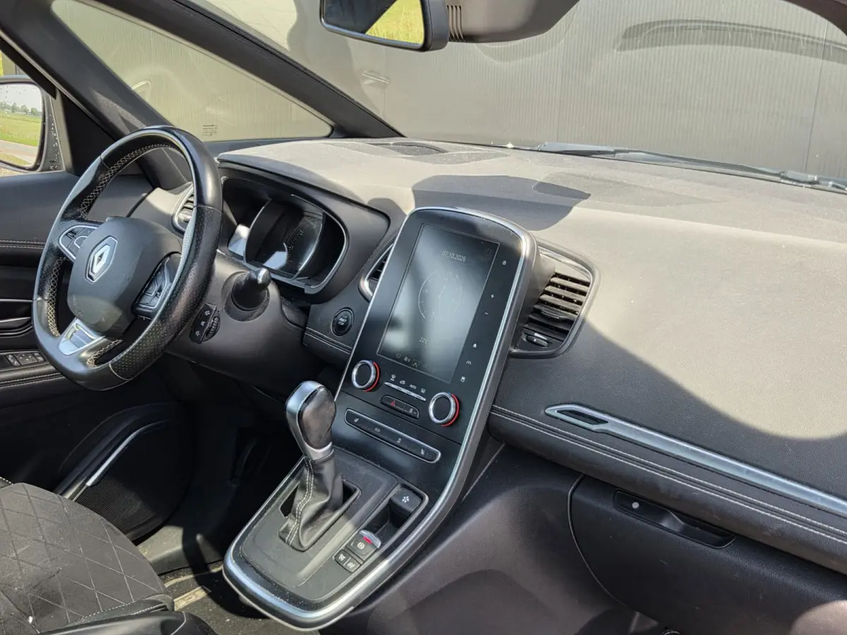 1.3 TCe Intens 7p. Automaat