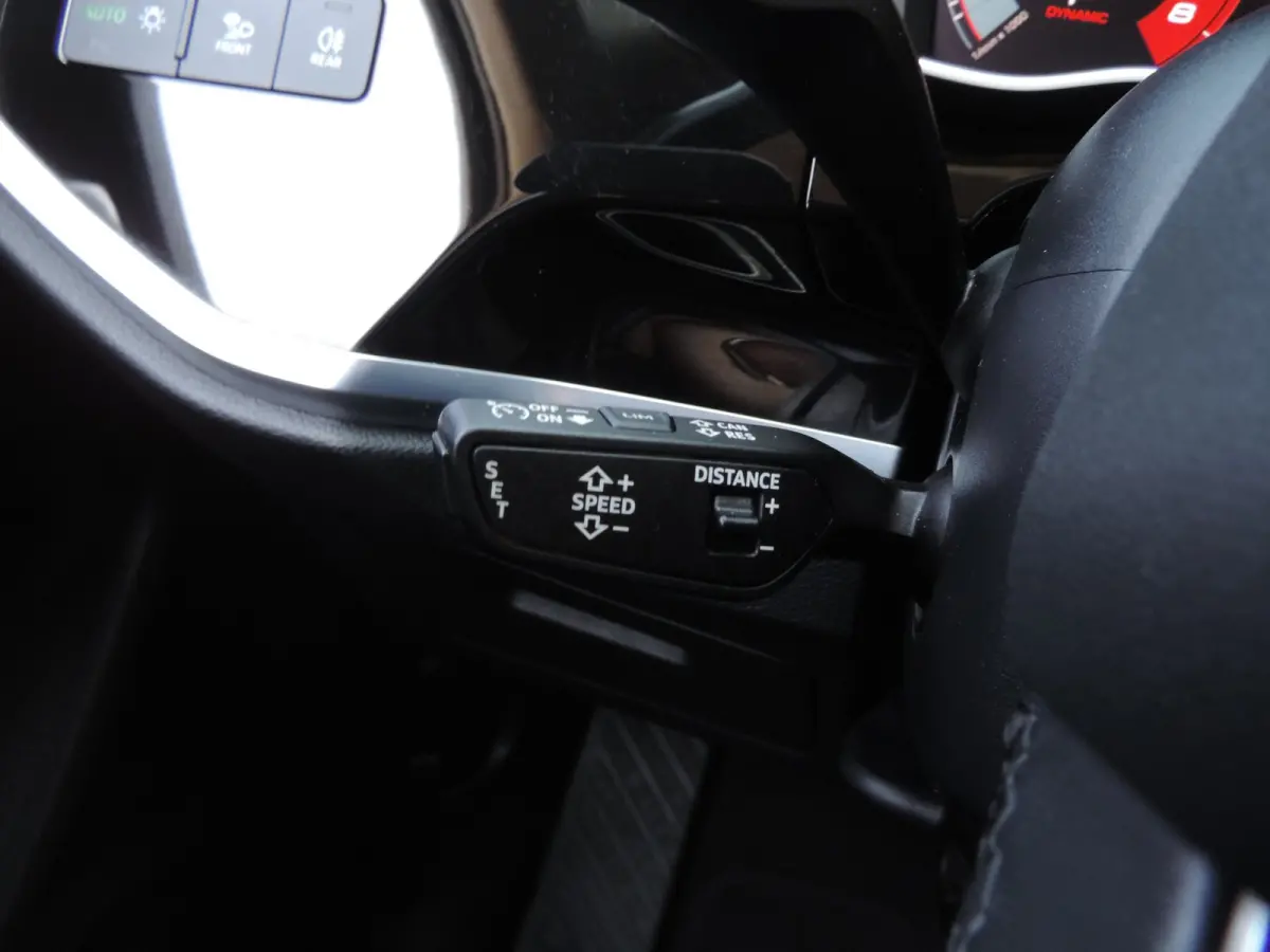 35 TFSI S Edition AUTOMAAT 44.000km | 19'' | ACC | Camera | ECC | Stoelverw | Virt.dashb | LED kopl | CarPlay