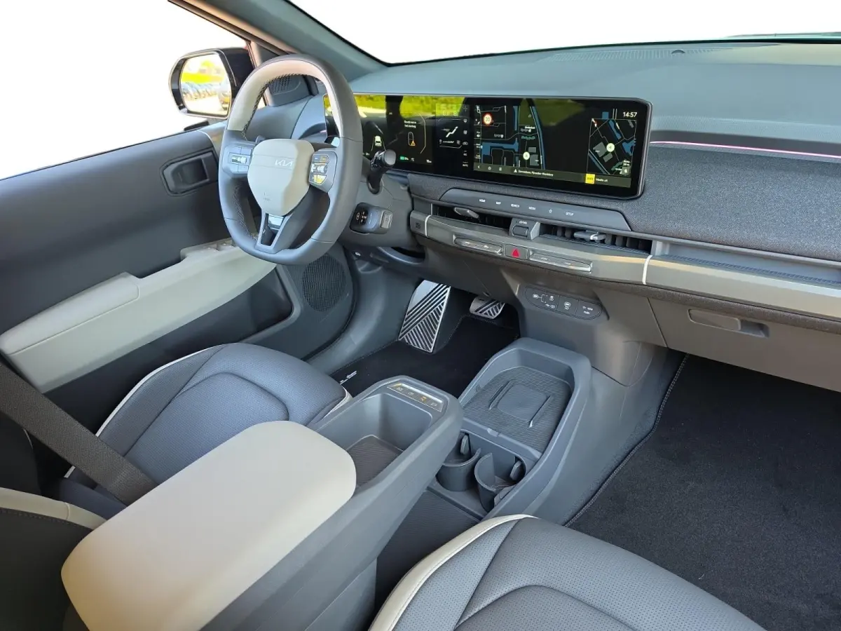 GT-Line Business Edition 81.4 kWh | Navigatie | Stoel + Stuur verwarming | Navigatie | Climate control | Parkeer camera achter