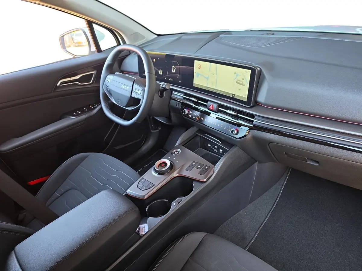 1.6 T-GDi Hybrid DynamicPlusLine | Stoel + Stuur verwarming | Navigatie | Climate control | Schuif/kantel dak | Elektrische achter klep