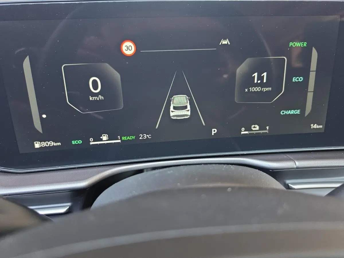 1.6 T-GDi Hybrid DynamicPlusLine | Stoel + Stuur verwarming | Navigatie | Climate control | Schuif/kantel dak | Elektrische achter klep