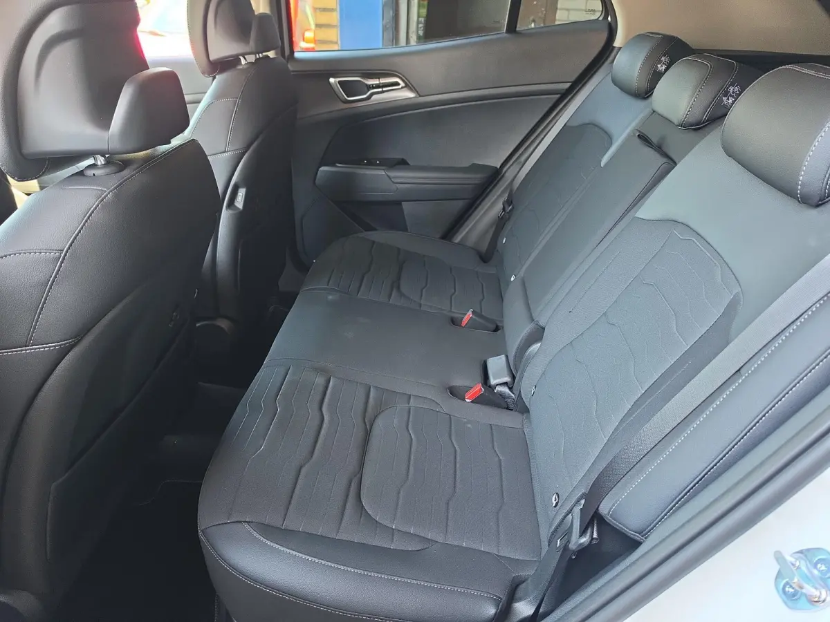1.6 T-GDi Hybrid DynamicPlusLine | Stoel + Stuur verwarming | Navigatie | Climate control | Schuif/kantel dak | Elektrische achter klep