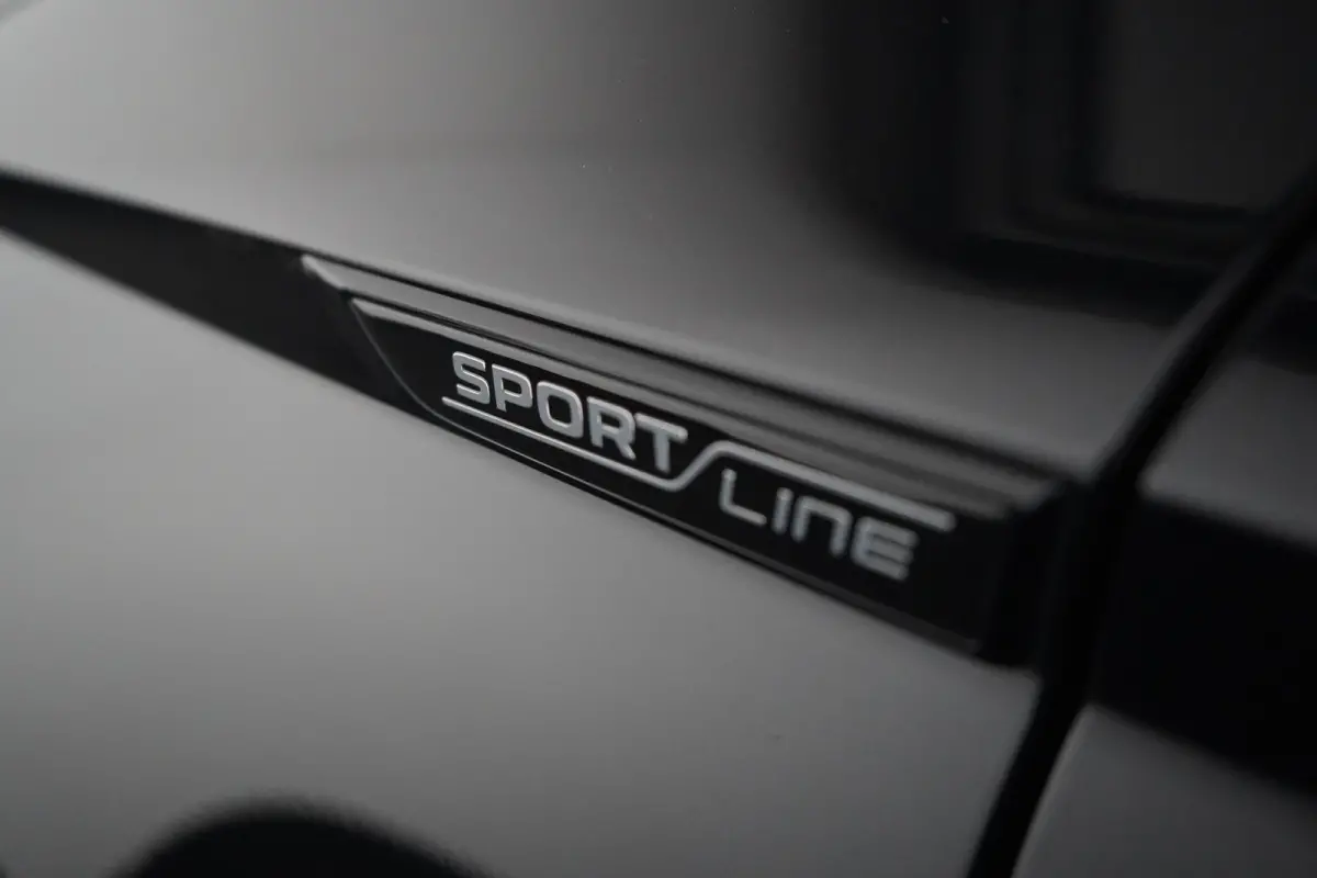 1.5 TSI 150PK DSG-7 Sportline PANORAMADAK | NAVIGATIE | STOELVERW. | 360 CAMERA | 19 INCH | STOEL + STUURVERW.