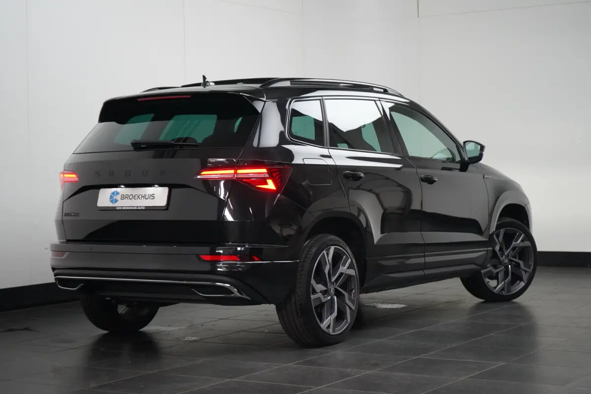 1.5 TSI 150PK DSG-7 Sportline PANORAMADAK | NAVIGATIE | STOELVERW. | 360 CAMERA | 19 INCH | STOEL + STUURVERW.
