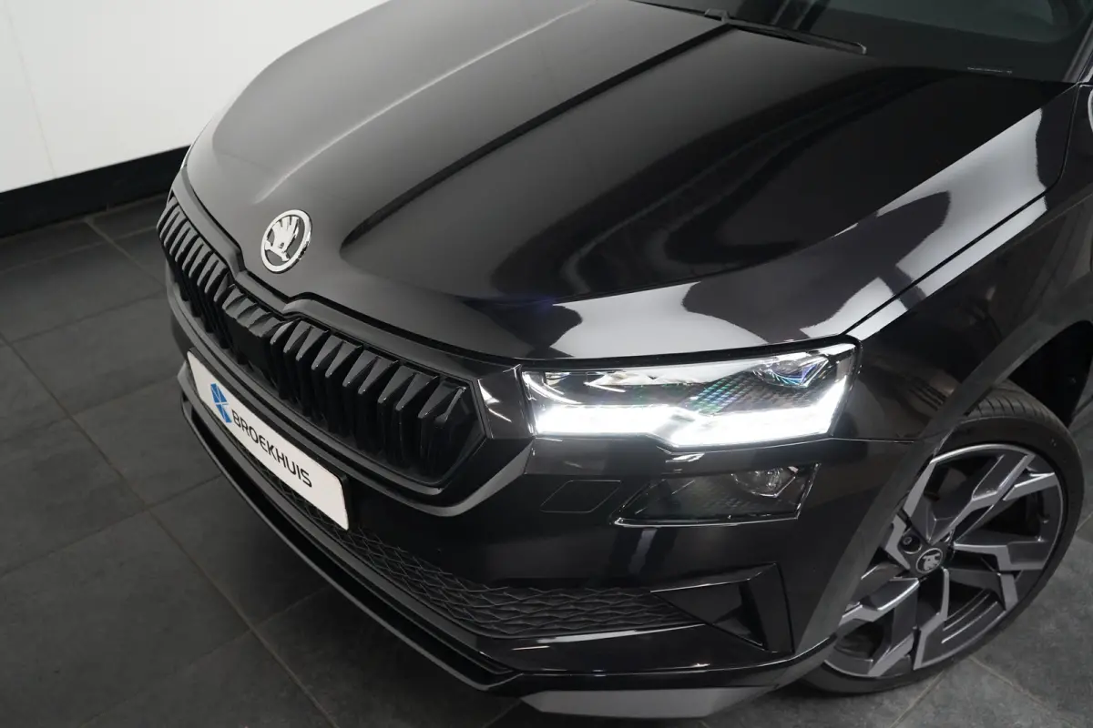 1.5 TSI 150PK DSG-7 Sportline PANORAMADAK | NAVIGATIE | STOELVERW. | 360 CAMERA | 19 INCH | STOEL + STUURVERW.