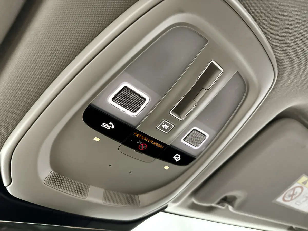 T8 Plug-in hybrid AWD Ultra Dark | Panoramadak | 360° camera | Bowers & WIlkins | Luchtvering | Head-up display | Stoelventilatie | Trekhaak