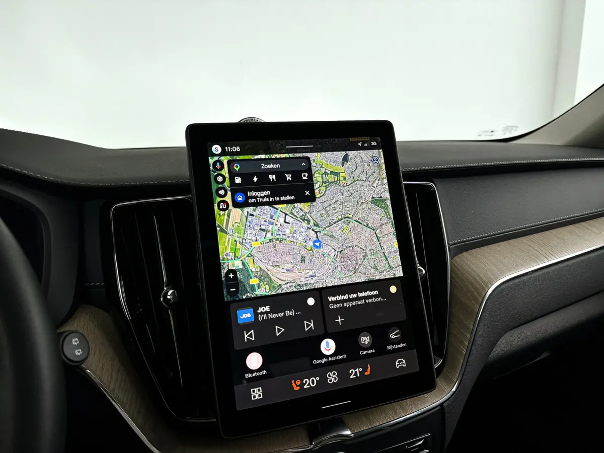 T8 Plug-in hybrid AWD Ultra Dark | Panoramadak | 360° camera | Bowers & WIlkins | Luchtvering | Head-up display | Stoelventilatie | Trekhaak