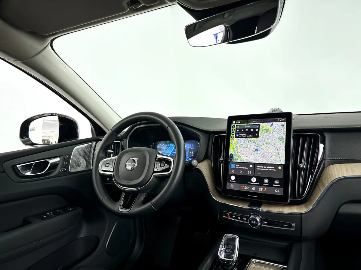 T8 Plug-in hybrid AWD Ultra Dark | Panoramadak | 360° camera | Bowers & WIlkins | Luchtvering | Head-up display | Stoelventilatie | Trekhaak