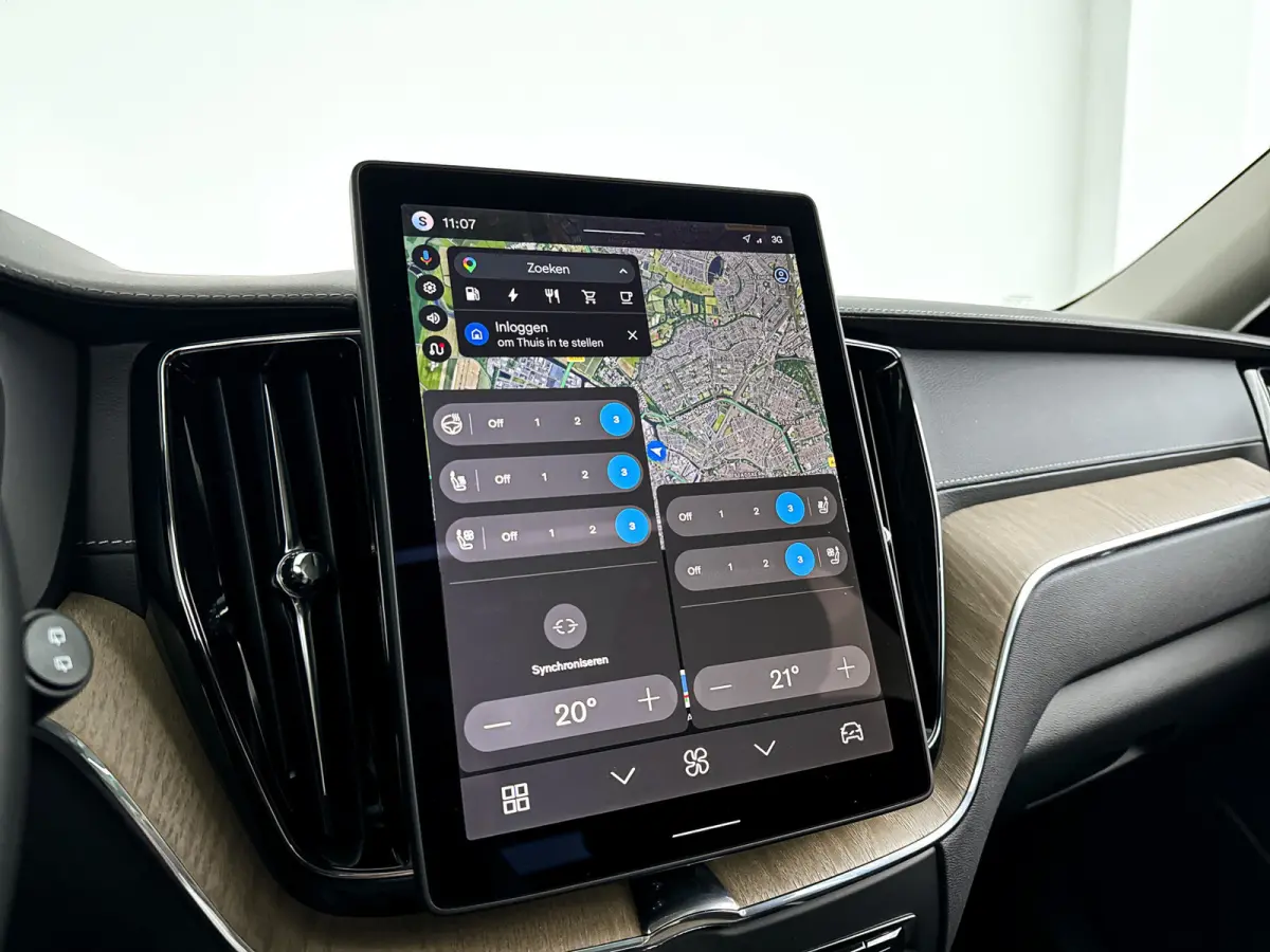 T8 Plug-in hybrid AWD Ultra Dark | Panoramadak | 360° camera | Bowers & WIlkins | Luchtvering | Head-up display | Stoelventilatie | Trekhaak