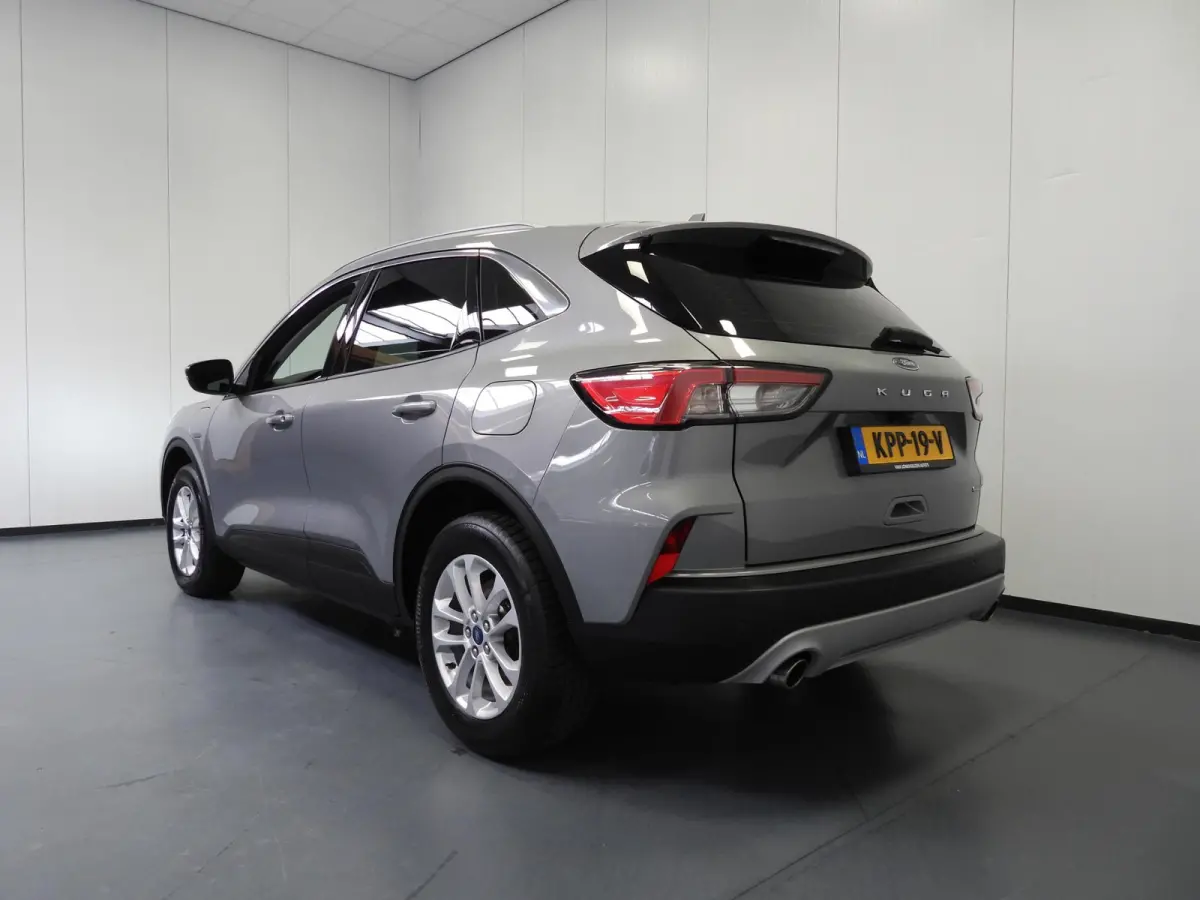 2.5 PHEV Plug-In Titanium NAVI/CAMERA/CLIMA/CRUISE/17"LMV!