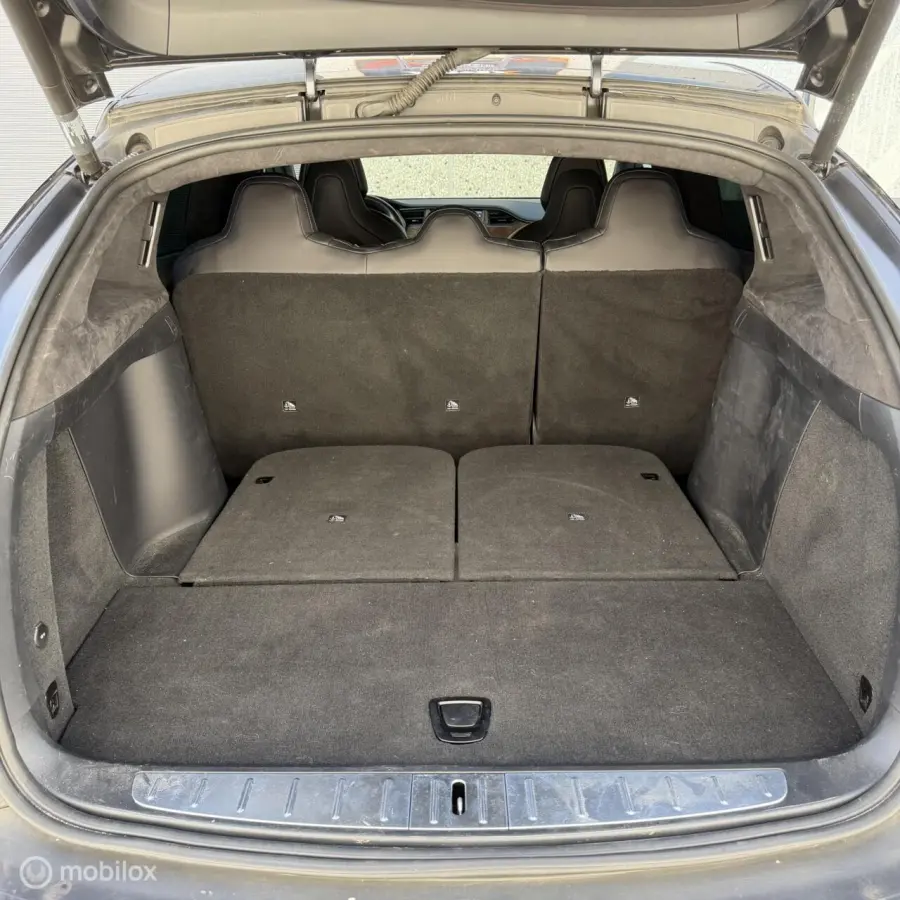 100D 7 SEATER + TREKHAAK + EAP