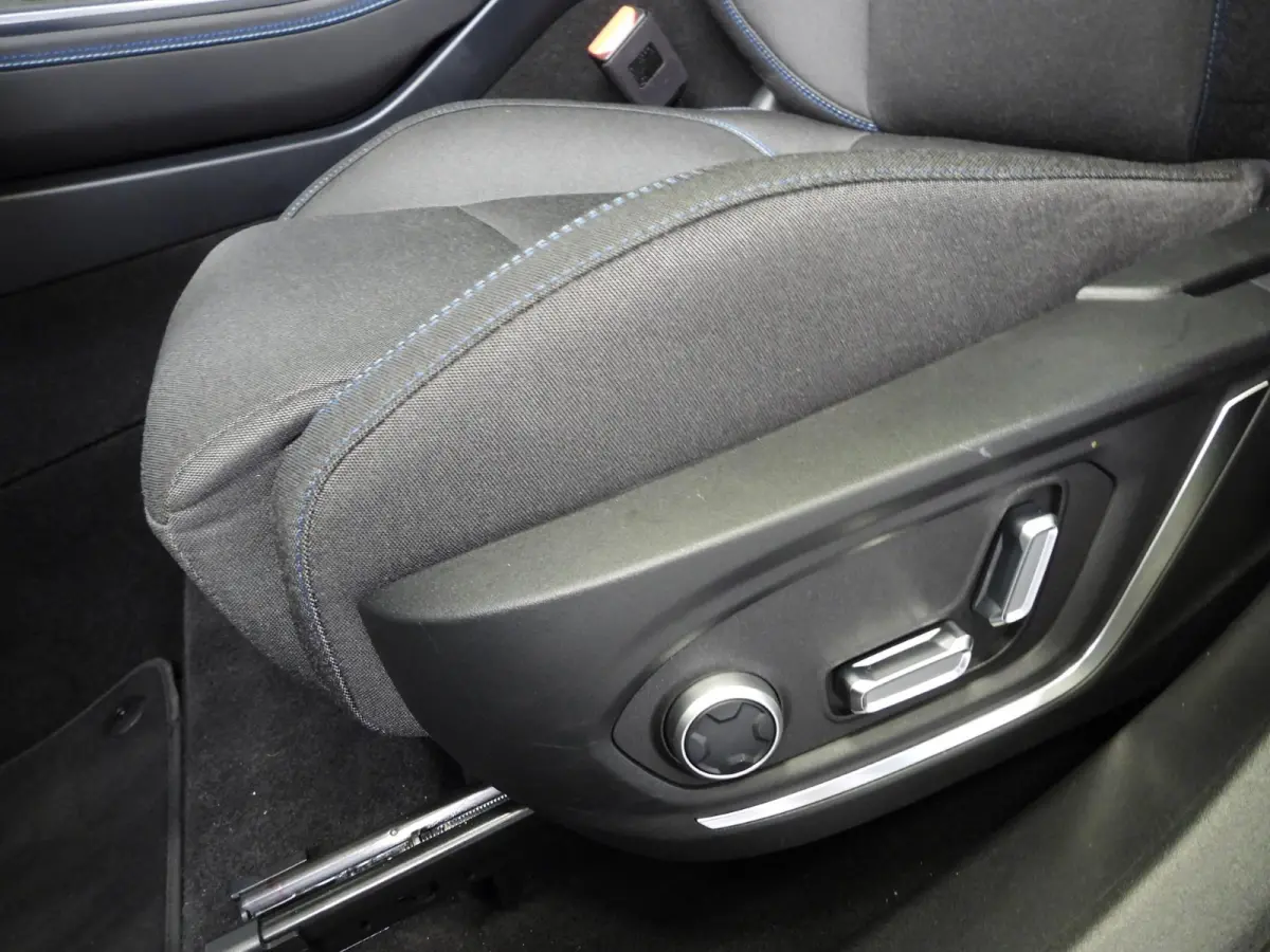 1.5 PHEV BlackLine ZWARTE HEMEL/360CAM/SCHUIFDAK/LED/20"LMV!
