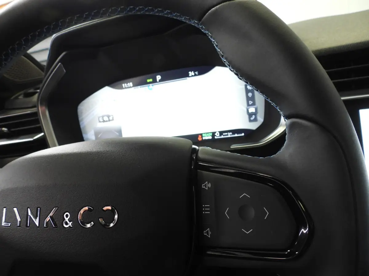 1.5 PHEV BlackLine ZWARTE HEMEL/360CAM/SCHUIFDAK/LED/20"LMV!