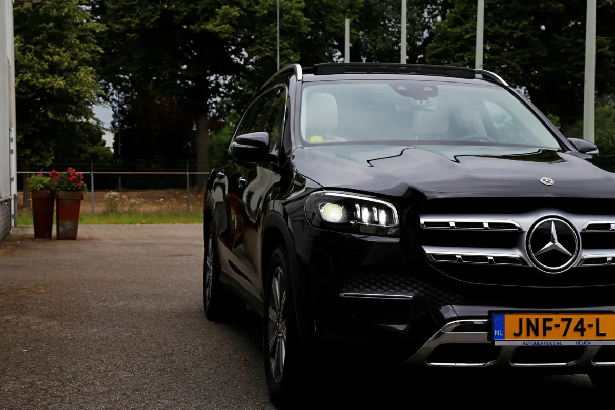 350d 4MATIC 9-G 7P Aut.*Incl. BTW*Perfect MB Onderh.*Luchtvering/Panodak/ACC/Burmester/Sfeerverl./Apple Carplay-Android/360/DAB/Massage/Stoelverw.V+A//Standkachel/Dodehoek/Rijstrook/LED/Keyl