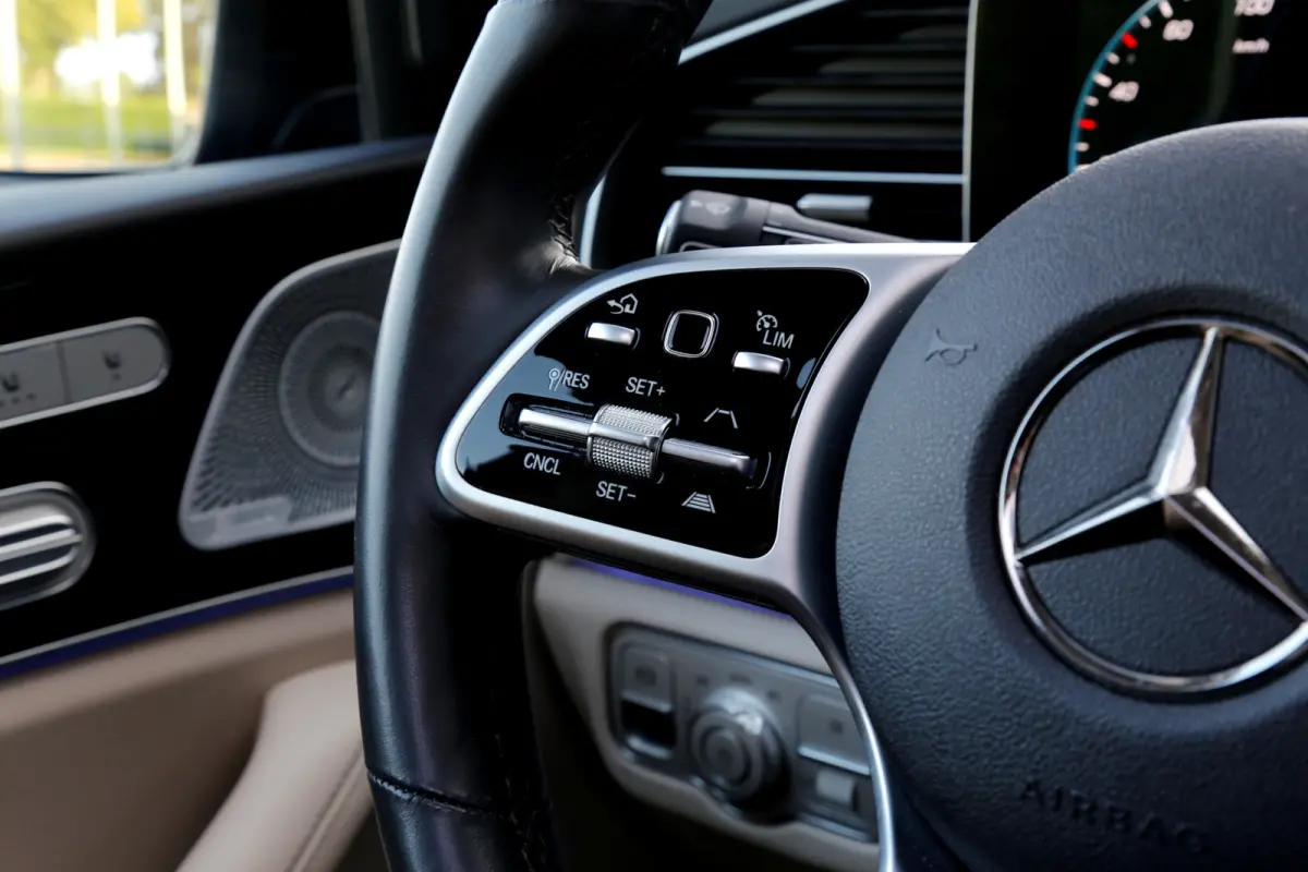 350d 4MATIC 9-G 7P Aut.*Incl. BTW*Perfect MB Onderh.*Luchtvering/Panodak/ACC/Burmester/Sfeerverl./Apple Carplay-Android/360/DAB/Massage/Stoelverw.V+A//Standkachel/Dodehoek/Rijstrook/LED/Keyl