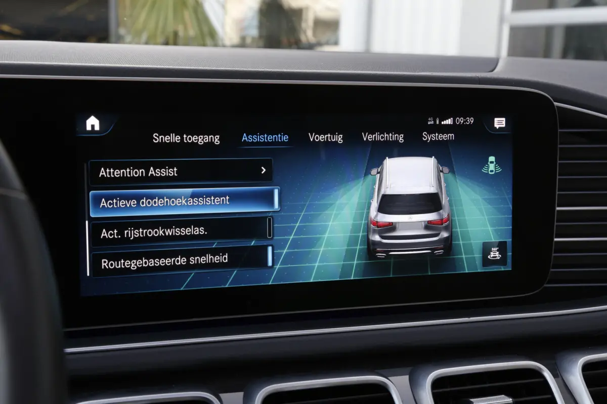 350d 4MATIC 9-G 7P Aut.*Incl. BTW*Perfect MB Onderh.*Luchtvering/Panodak/ACC/Burmester/Sfeerverl./Apple Carplay-Android/360/DAB/Massage/Stoelverw.V+A//Standkachel/Dodehoek/Rijstrook/LED/Keyl