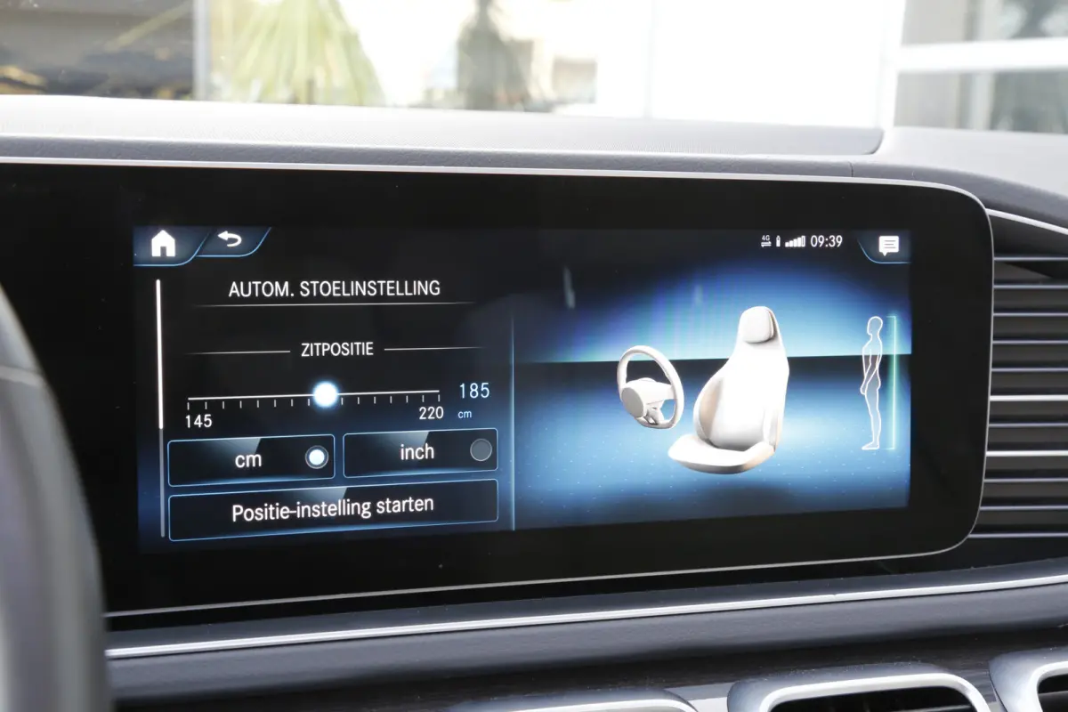 350d 4MATIC 9-G 7P Aut.*Incl. BTW*Perfect MB Onderh.*Luchtvering/Panodak/ACC/Burmester/Sfeerverl./Apple Carplay-Android/360/DAB/Massage/Stoelverw.V+A//Standkachel/Dodehoek/Rijstrook/LED/Keyl