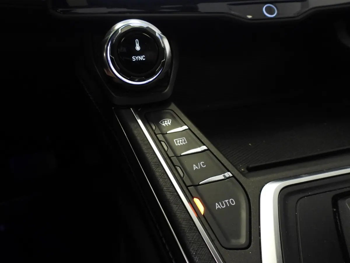 1.5 PHEV Plug-In ZWARTE HEMEL/360CAM/SCHUIFDAK/LED/20"LMV!