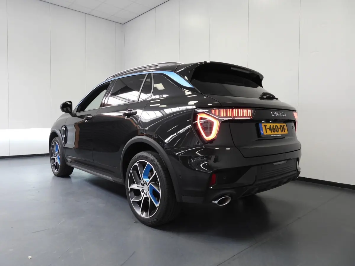 1.5 PHEV Plug-In ZWARTE HEMEL/360CAM/SCHUIFDAK/LED/20"LMV!