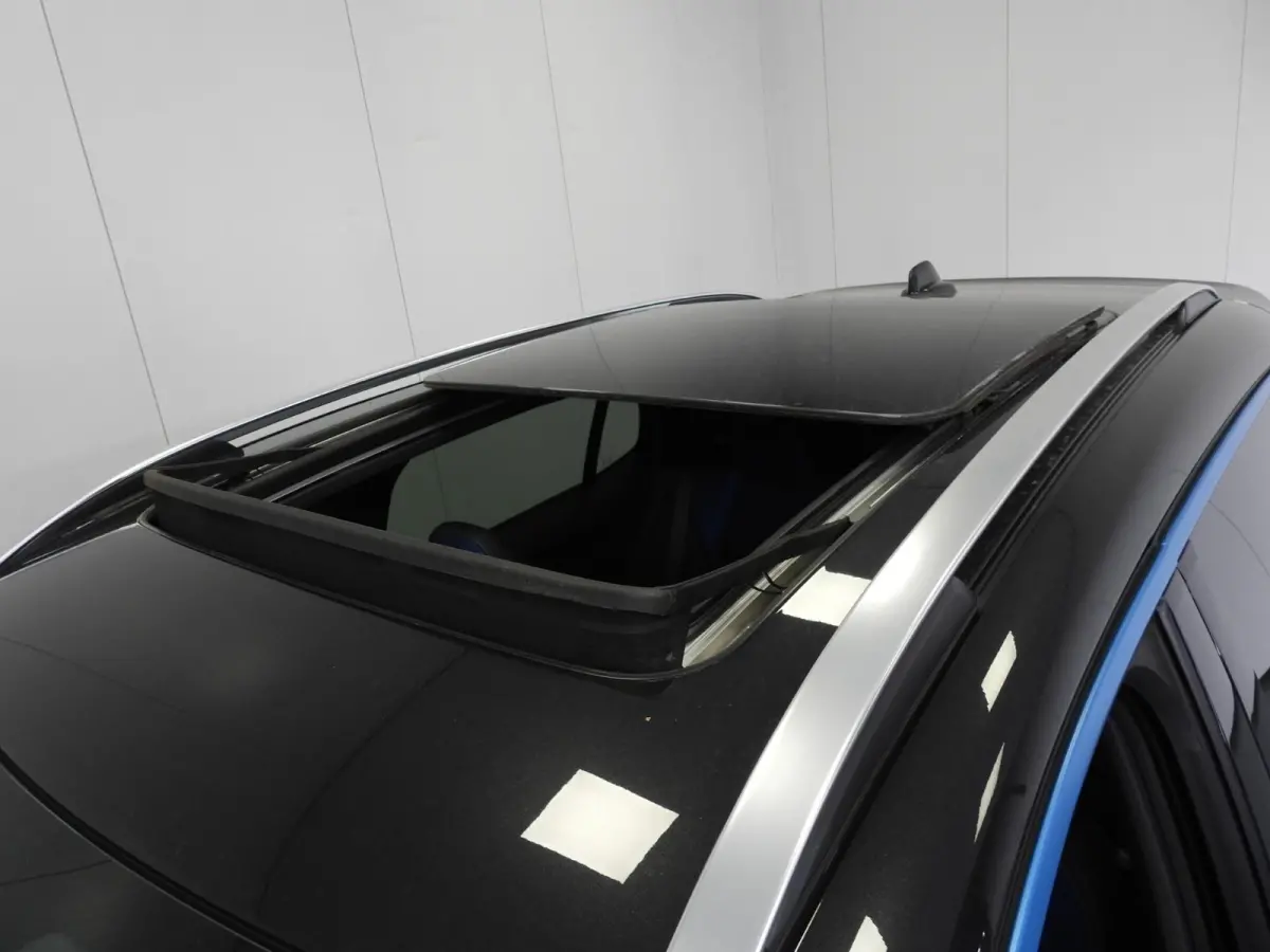 1.5 PHEV Plug-In ZWARTE HEMEL/360CAM/SCHUIFDAK/LED/20"LMV!