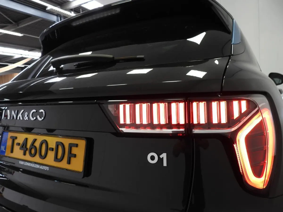 1.5 PHEV Plug-In ZWARTE HEMEL/360CAM/SCHUIFDAK/LED/20"LMV!