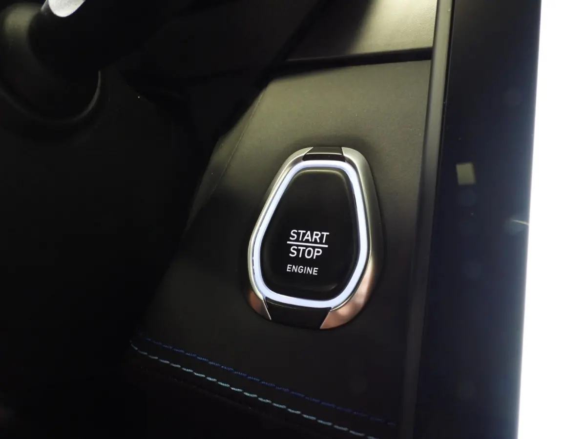 1.5 PHEV Plug-In ZWARTE HEMEL/360CAM/SCHUIFDAK/LED/20"LMV!