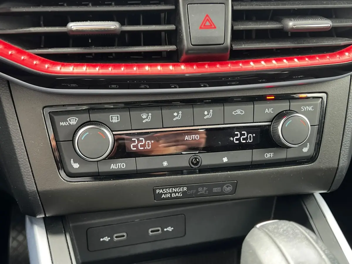 1.0 TSI 110pk DSG FR | Navi | Camera | Trekhaak