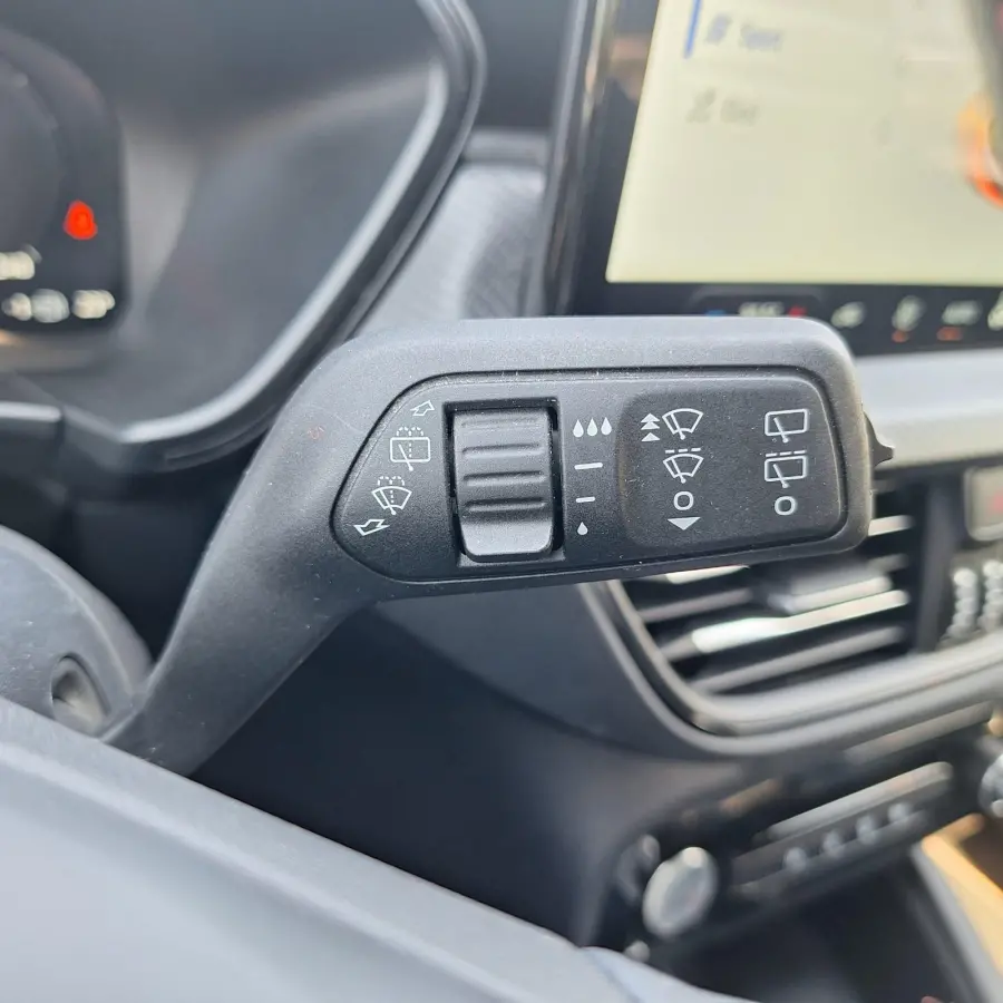 2.5 PHEV ST-Line Nieuw Model! | Draadloos Laden | Cruise Control | Achteruitrijcamera | Camera | Climate Control | Draadloze Carplay/Android Auto |